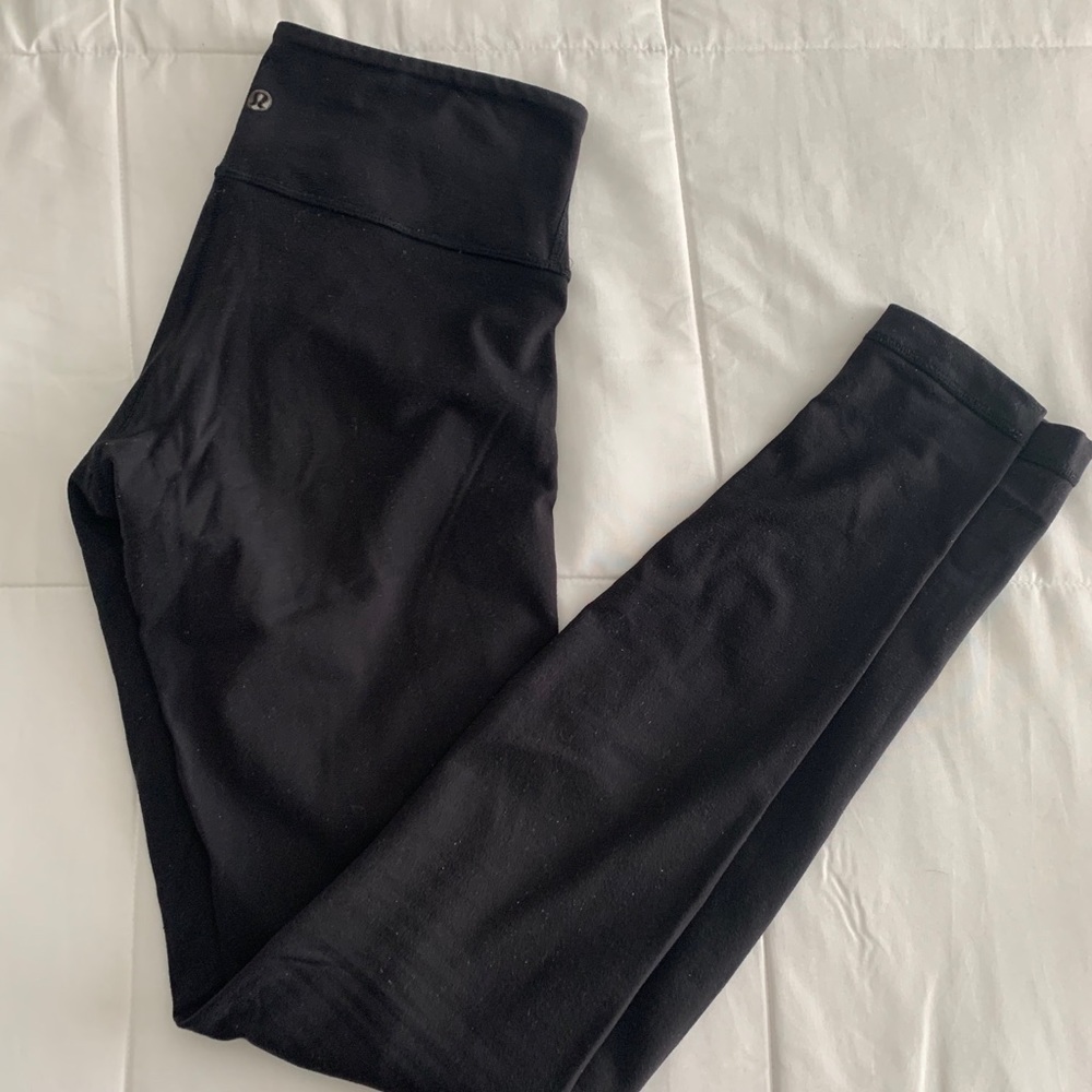 lululemon black wunder under leggings